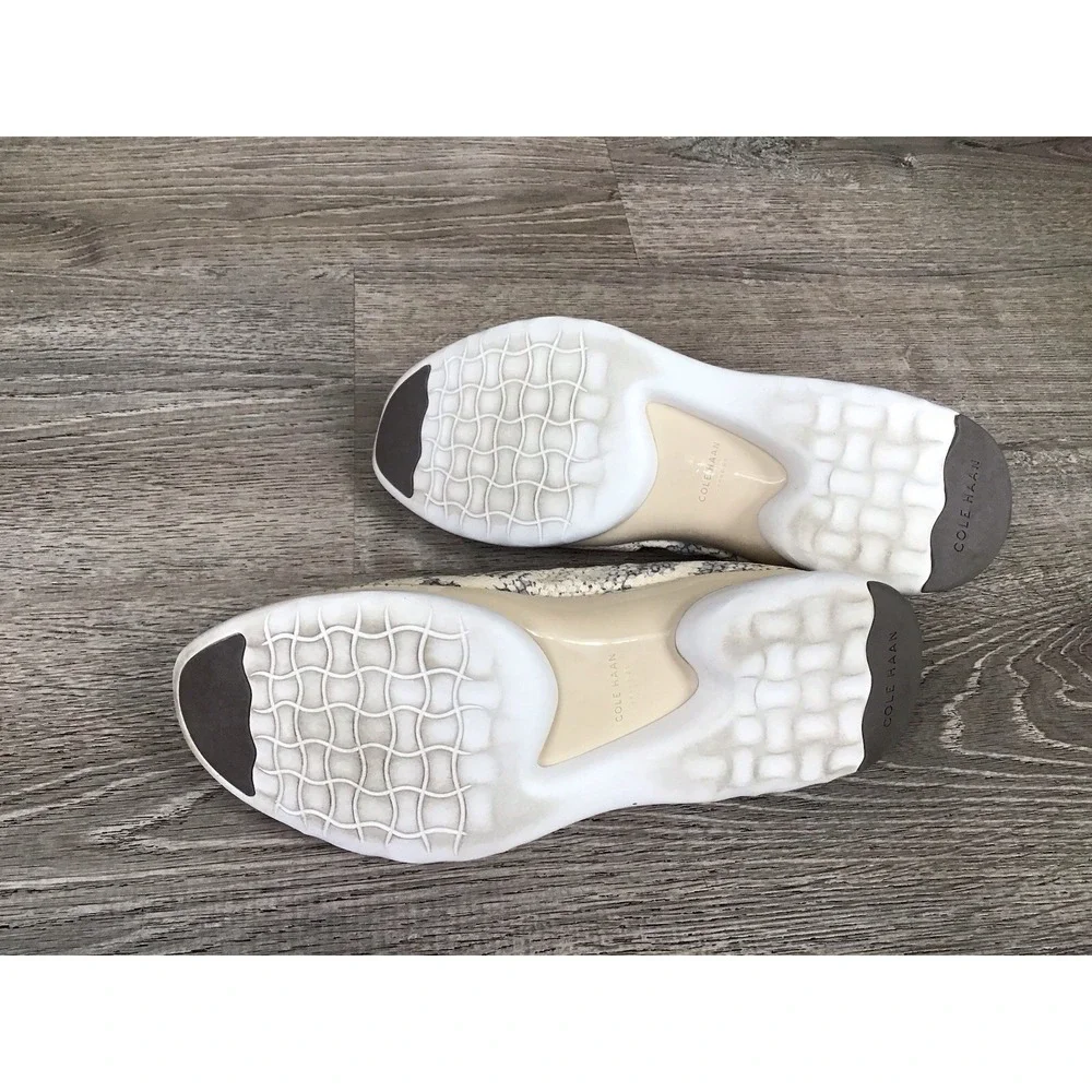 Cole Haan Womens Size 9B Grand Ambition Cream Snake Print Flats W16649